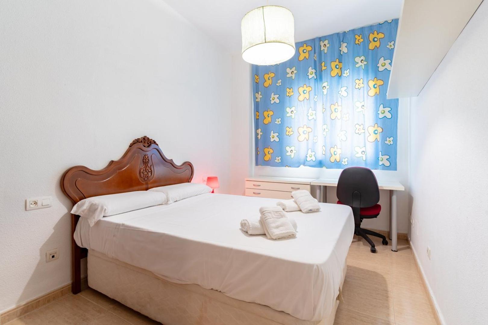 Guestready - Bella Casa En La Plaza De La Merced Málaga Eksteriør bilde